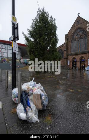 Walsall wurde zu einer der schlimmsten Weihnachtsausstellungen in Großbritannien während der Weihnachtszeit gewählt, einschließlich eines entrissenen Baumes aufgrund von Armut, Großbritannien Stockfoto