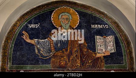 Matthäus, Mosaik, Kathedrale, Salerno. Künstler: John Singer Sargent (amerikanisch, Florenz 1856-1925 London); Datum: Ca. 1869 Primatial Metropolitan Cathedral (eröffnet im März 1084) von St. Maria der Engel, St. Matthäus und St. Gregor VII. - Cattedrale Primaziale Metropolitana di Santa Maria degli Angeli, San Matteo e San Gregorio VI.i Salerno Fine Art Museum, Italien, Italienisch, Mosaik. Stockfoto