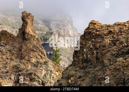 Vulkanische Gesteine, grobes Material, Mirador Degollada de la Cruz Grande, San Bartolome de Tirajana, Gran Canaria, Kanarische Inseln Stockfoto