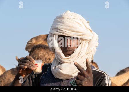 Nomaden-Lebensstil in der Wüste des Tschad Stockfoto