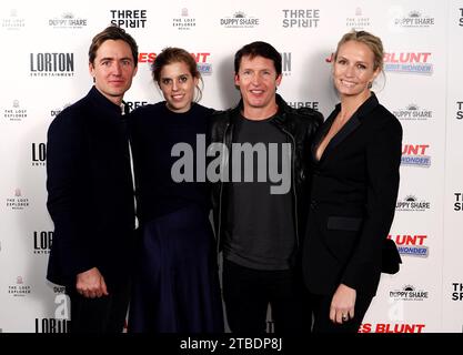 Edoardo Mapelli Mozzi, Prinzessin Beatrice, James Blunt und seine Frau Sofia Wellesley (links-rechts) kommen zur Vorführung von James Blunts One Brit Wonder im Picturehouse Central in London an. Bilddatum: Mittwoch, 6. Dezember 2023. Stockfoto