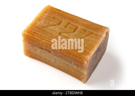 Natürliche Wäscheseife aus Fett isoliert auf weißem Hintergrund Stockfoto