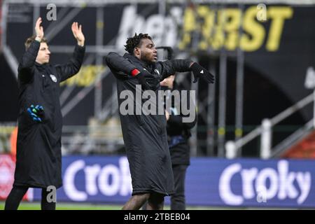 Antwerpen, Belgien. Dezember 2023. Der Antwerpener George Ilenikhena feiert, nachdem er am Mittwoch, den 6. Dezember 2023, in Antwerpen ein Croky Cup 1/8-Finale zwischen Royal Antwerp FC und Sporting Charleroi gewonnen hat. BELGA FOTO TOM GOYVAERTS Credit: Belga Nachrichtenagentur/Alamy Live News Stockfoto