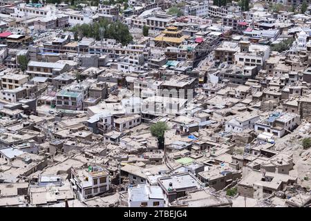 Meer von Häusern in Leh, Ladakh, Jammu und Kaschmir, Indien, Asien Stockfoto