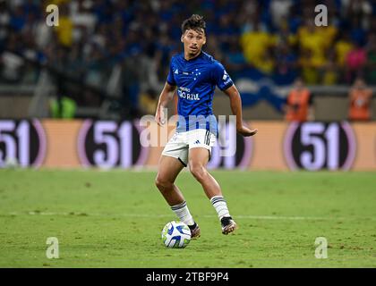 Belo Horizonte, Brasilien. Dezember 2023. Japa von Cruzeiro, während des Spiels zwischen Cruzeiro und Palmeiras, für die brasilianische Serie A 2023, im Mineirao Stadium in Belo Horizonte am 06. Dezember. Foto: Gledston Tavares/DiaEsportivo/Alamy Live News Credit: DiaEsportivo/Alamy Live News Stockfoto