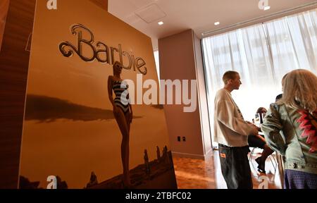 San Francisco, USA. Dezember 2023. Atmosphäre während eines Vorempfangs für die SFFILM Awards 2023 in der St. Regis Hotel am 4. Dezember 2023 in San Francisco, Kalifornien. Foto: Casey Flanigan/imageSPACE 4 Warner Pictures Credit: Imagespace/Alamy Live News Stockfoto