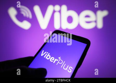 Ukraine. Dezember 2023. In dieser Abbildung ist das Viber Plus-Logo auf einem Smartphone-Bildschirm zu sehen. (Foto von Pavlo Gonchar/SOPA Images/SIPA USA) *** ausschließlich für redaktionelle Nachrichten *** Credit: SIPA USA/Alamy Live News Stockfoto