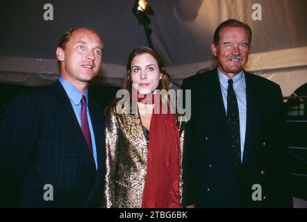 Carl Eduard von Bismarck mit Ehefrau Celia und seinem Vater, Fürst Ferdinand von Bismarck, Chef des Hauses Bismarck-Schönhausen, Bild um 1996. Stockfoto