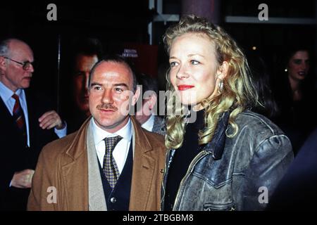 Udo Samel und Katja Riemann spielen gemeinsam im TV-Film: Angst hat eine kalte Hand, 1996. Stockfoto