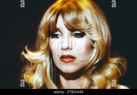 Lynsey de Paul, britische Sängerin und Liedermacherin, Portrait, um 1977. Lynsey de Paul, britische Singer-Songwriterin, Porträt, um 1977. Stockfoto