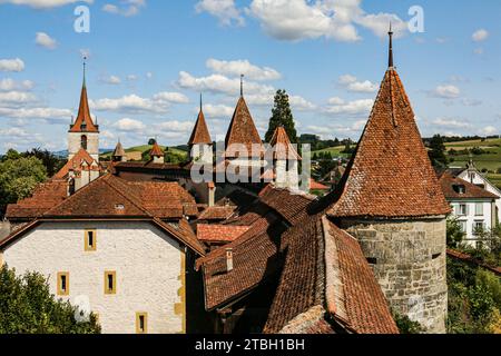 Türme und Zinnen von Morat (Murten) im Kanton Freiburg, Schweiz Stockfoto