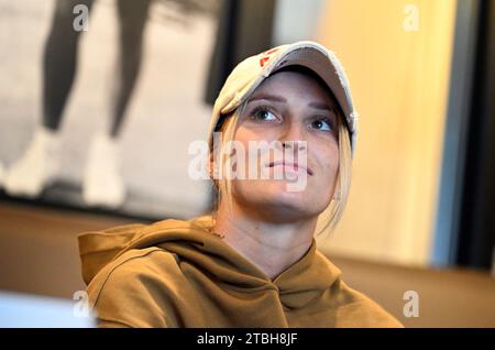 Prag, Tschechische Republik. Dezember 2023. Tschechische Tennisspielerin Marketa Vondrousova auf der Pressekonferenz in Prag, Tschechische Republik, 7. Dezember 2023. Quelle: Katerina Sulova/CTK Photo/Alamy Live News Stockfoto