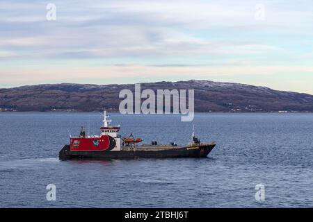 Frau Maursund landet im Oktober ein Boot in Sandnessjoen, Norwegen, Skandinavien, Europa Stockfoto