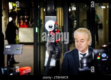 DEN HAAG – Geert Wilders (PVV) nach einem zweiten Gespräch mit dem Pfadfinder Ronald Plasterk und Parteichef Pieter Omtzigt (NSC). ANP KOEN VAN WEEL niederlande aus - belgien aus Stockfoto