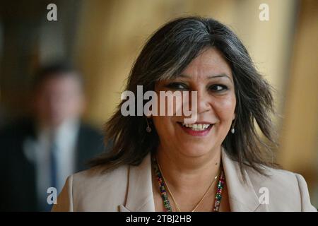 Edinburgh Schottland, Vereinigtes Königreich 07. Dezember 2023. Kaukab Stewart MSP im schottischen Parlament. Credit sst/alamy Live News Stockfoto