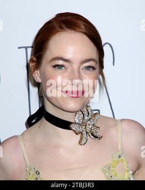 New York City, USA. Dezember 2023. Emma Stone nahm an der New Yorker Premiere Teil, die am 6. Dezember 2023 im DGA Theater in New York City stattfand © Steven Bergman/AFF-USA.COM Credit: AFF/Alamy Live News Stockfoto
