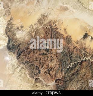 Auf diesem Satellitenbild dominieren Berge die südwestliche Region der Sinai-Halbinsel. Stockfoto