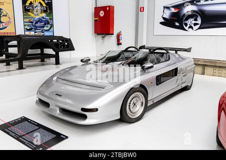 Silver 1988 Italdesign Aztec Sportwagen bei Autoworld, Brüssel, Belgien Stockfoto