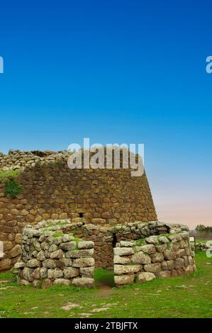 4. Dezember 2023 Italien, Sardinien, Oristano, Abbasanta, prähistorisches Dorf Nuraghe Losa Stockfoto