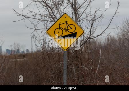 Toronto, ON, Kanada – 15. August 2023: Fahrradhügel auf der Straße in der Innenstadt von Toronto Stockfoto