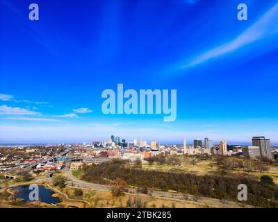 Luftaufnahme einer Skyline von Kansas City aus dem Süden und Südwesten Stockfoto
