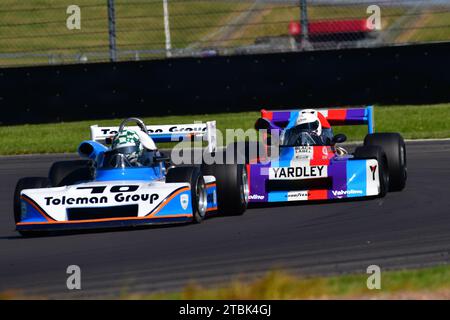 Matthew Wrigley, März 782, Andy Smith, März 782, HSCC Silverstone International Meeting, HSCC Historic Formula 2 Championship, Teil der HSCC Hist Stockfoto