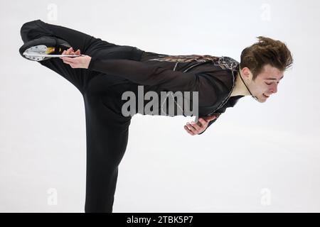 Zagreb, Kroatien. Dezember 2023. Aleksandr Selevko aus Estland tritt am 2. Tag der 55. Goldenen Pirouette in Zagreb, Kroatien, am 7. Dezember 2023 in den Paaren Free Skating an. Foto: Igor Kralj/PIXSELL Credit: Pixsell/Alamy Live News Stockfoto