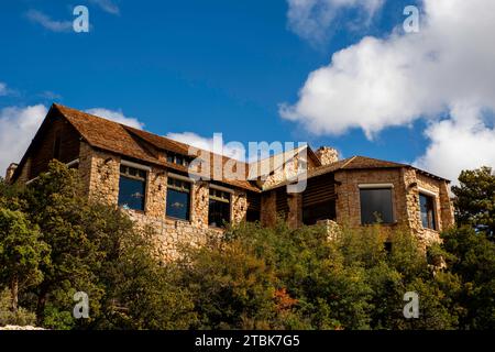 Foto der wunderschönen Granc Canyon Lodge am Nordrand. Grand Canyon National Park, Arizona, USA. Stockfoto