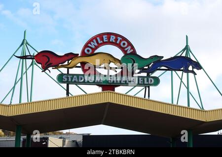 Allgemeine Ansichten des Owlerton Dog Racing Stadium in Penistone Road, Sheffield, South Yorkshire, Großbritannien. Stockfoto