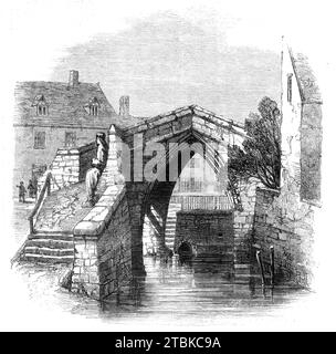 The Archaeological Institute of Great Britain and Ireland: Crowland Bridge, Lincolnshire, 1861. Die Trinity Bridge ist eine einzigartige Dreiwege-Steinbogenbrücke, die einst den Zusammenfluss des Flusses Welland und einen Nebenfluss überspannte. Die Brücke stammt aus dem 14. Jahrhundert. Stockfoto