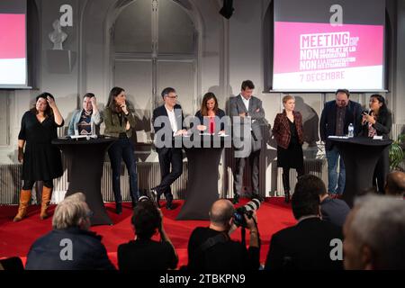 Europe-Ecologie-Les Verts (EELV) ehemaliger Präsidentschaftskandidat Yannick Jadot, französischer linker Parteivorsitzender La France Insoumise (LFI), Raquel Garrido, französischer Ökologe, Cyrielle Chatelain, französischer Parteiabgeordneter Elsa Faucillon, französischer Parteisekretär der Sozialistischen Partei, Olivier Faure, stellvertretender Bürgermeister von Paris, zuständig für Solidarität, Kampf gegen Ungleichheit und Ausgrenzung Lea Filoche, Abgeordnete der französischen Linken La France Insoumise (LFI) und Mitglied der linken Koalition Nupes Clementine Autain, Senatorin Fabien Gay und Mitglied der Fre Stockfoto