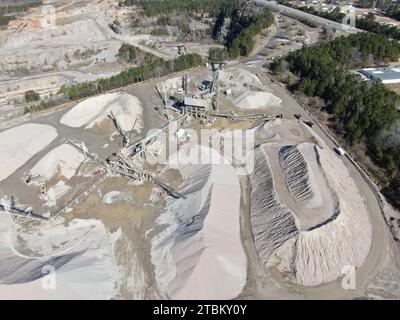 Drohnenfotos von Cement Plant & Quarry, Wake Forest NC Stockfoto