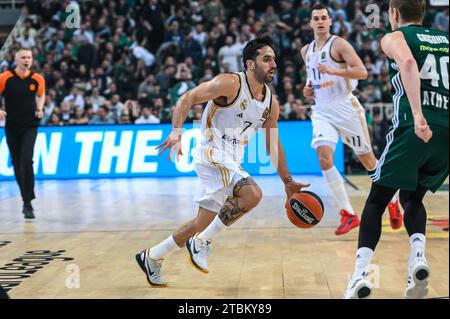 Athen, Lombardei, Griechenland. Dezember 2023. 7 FACUNDO CAMPAZZO .of Real Madrid während der Euroleague, Runde 13, Spiel zwischen Panathinaikos AKTOR Athen und Real Madrid in der OAKA Altion Arena am 7. Dezember 2023 in Athen, Griechenland. (Kreditbild: © Stefanos Kyriazis/ZUMA Press Wire) NUR REDAKTIONELLE VERWENDUNG! Nicht für kommerzielle ZWECKE! Stockfoto