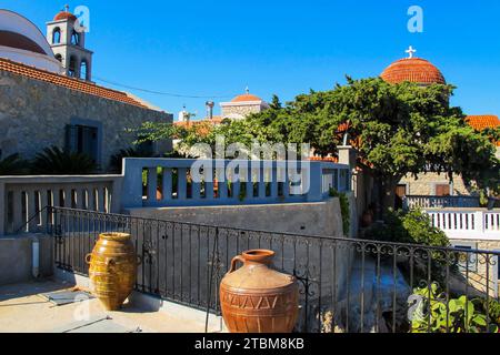 Hinterhof des Kloster von Saint Savvas auf der griechischen Insel Kalymnos Stockfoto