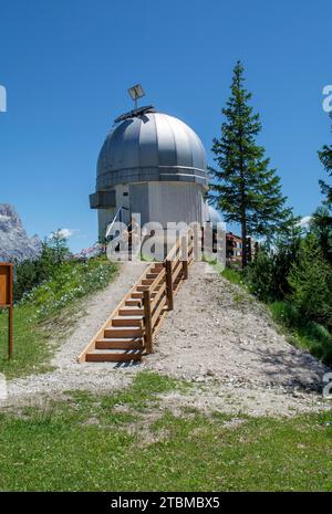 Das Astronomische Observatorium Helmut Ullrich. Cortina d'Ampezzo. Dolomiten. Italien Stockfoto