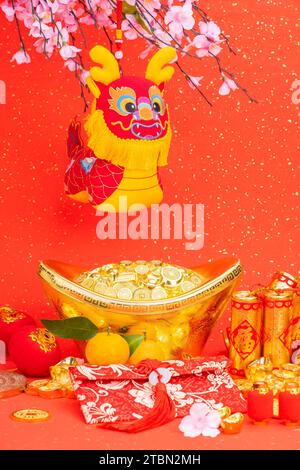 Tradition Chinesische Stoffpuppe Drache, 2024 ist das Jahr des Drachen Stockfoto