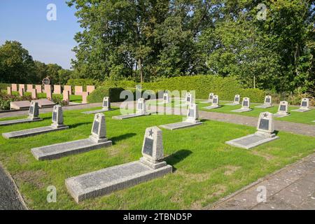 Grabsteine, Gedenkstätte Seelower Höhen, Seelow, Landkreis Märkisch-Oderland, Brandenburg, Deutschland Stockfoto