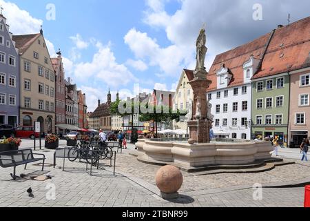 Altstadt von Landsberg am Lech mit dem Marienbrunnen Stockfoto