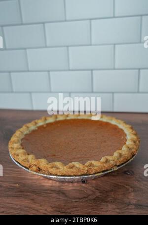 Nahaufnahme eines unperfekten Kürbiskuchen Stockfoto