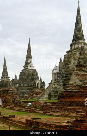 Wat Phra Si Sanphet (Tempel des Heiligen, prächtige Allwissende) war der heiligste Tempel an der Stelle des alten Königspalastes in Thailands alter Hauptstadt Stockfoto