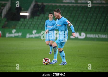 Santander, Spanien, 07. Dezember 2023: Athletic Club-Spieler Iker Muniain (10) mit dem Ball während der zweiten Runde des SM El Rey Cup 2023-24 zwischen CD Cayon und Athletic Club am 07. Dezember 2023 auf den El Sardinero Sports Fields in Santander, Spanien. (Foto: Alberto Brevers/Pacific Press) Stockfoto