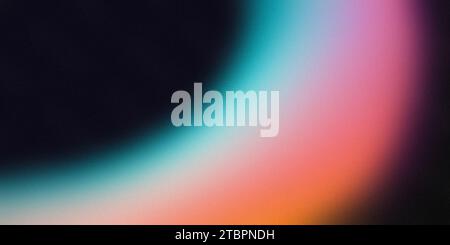 Orange Lila Blau Rosa leuchtende abstrakte, körnige Farbverlaufsform auf dunklem Hintergrund. Rauschstruktur, Bannerdesign. Glatt Verschwommene Landing Page Zurück Stockfoto