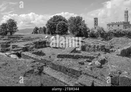 Volterra: Die Archäologische Stätte Der Etruskischen Akropolis Stockfoto