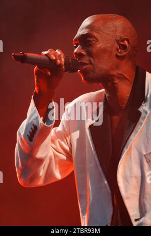 Maxi Jazz - Faithless, V2010, Hylands Park, Chelmsford, Essex, Großbritannien - 22. August 2010 Stockfoto