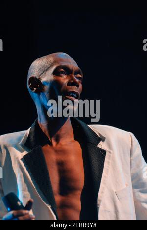 Maxi Jazz - Faithless, V2010, Hylands Park, Chelmsford, Essex, Großbritannien - 22. August 2010 Stockfoto