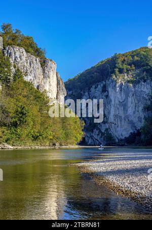 Donau in der Donauschlucht bei Kloster Weltenburg, Bayern, Deutschland, Europa Stockfoto