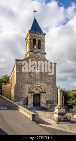 Kirche Saint Géniès in Montady. Stockfoto