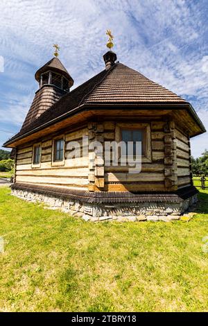 Europa, Polen, Woiwodschaft Podkarpackie, Bieszczady Berge, Kirche in Wola Michowa Stockfoto