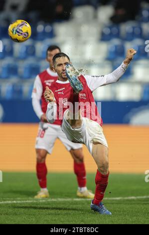 Vizela, Portugal. Dezember 2023. Vizela, 12/08/2023 - der Futebol Clube de Vizela war heute Nachmittag Gastgeber des Sporting Clube de Braga im Stadion des FC Vizela, in einem Spiel, das für die 13. Runde der I League 2023/2024 zählt. Paulo Oliveira (Miguel Pereira/Global Imagens) Credit: Atlantico Press/Alamy Live News Stockfoto