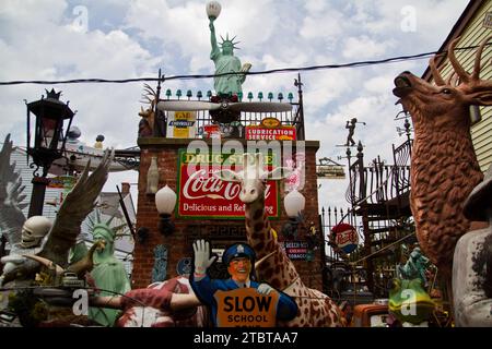 Eklektische Americana-Kollektion im Outdoor-Display, Kentucky Stockfoto